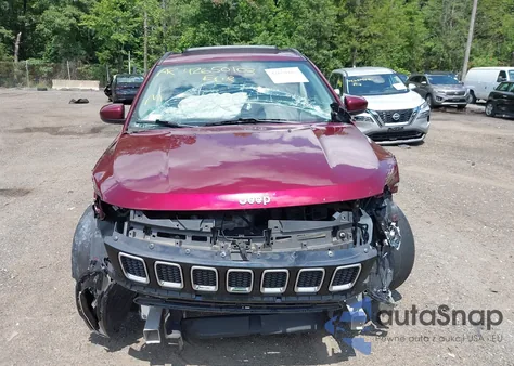 2021 Jeep Compass Latitude 4X4 z USA, uszkodzony, nr VIN 3C4NJDBB5MT547377